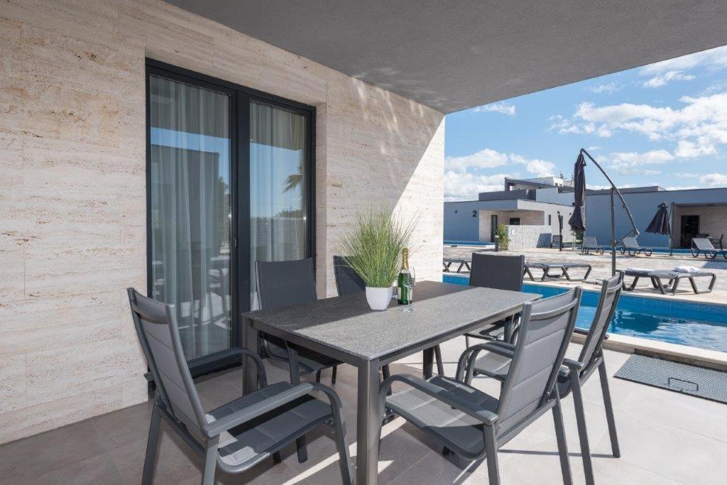More Exclusive Villas And Spa Vir Exterior foto